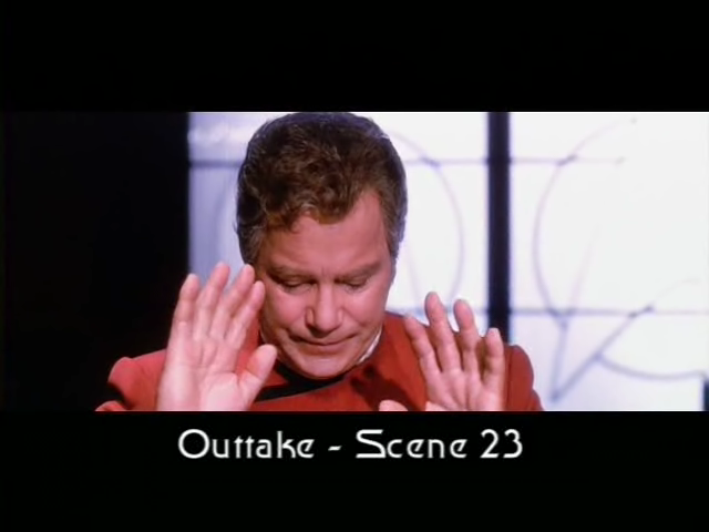Kirk 說完 "Let them die" 之後的懊悔表情⸺他不是真心的