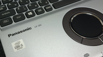 Panasonic CF-QV9 型號標示及觸控板