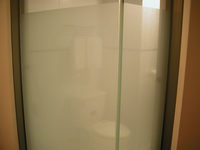 隔間是毛玻璃的微量情趣浴室