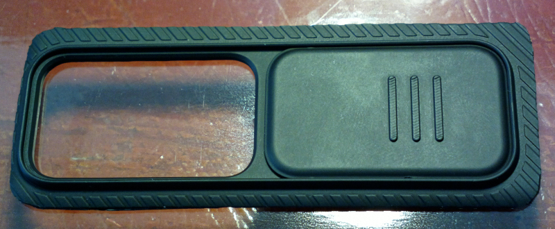 裁切下來的 Galaxy Note20 鏡頭滑蓋外面特寫